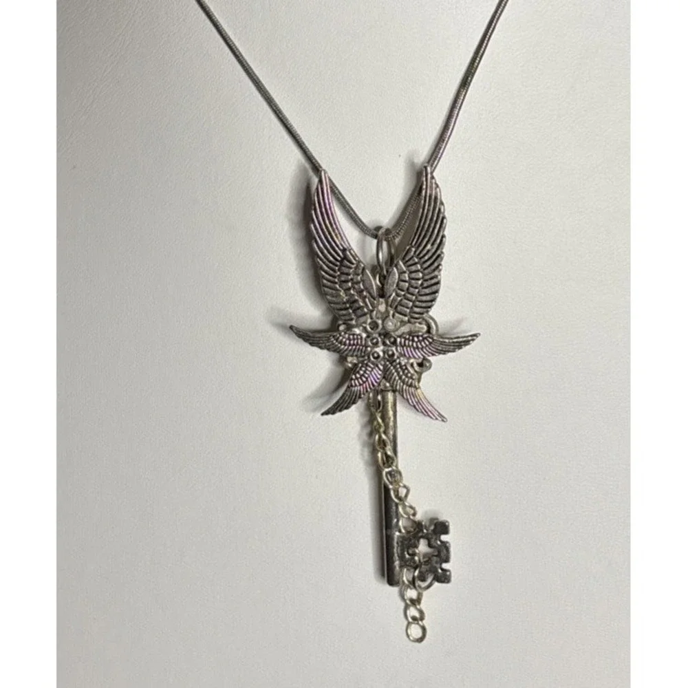 18KGP Winged Skeleton Key Pendant Necklace Green Rhinestone Gothic Steampunk